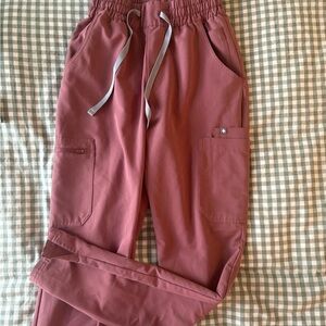 Figs Women's Straight Leg Pants in Mauve